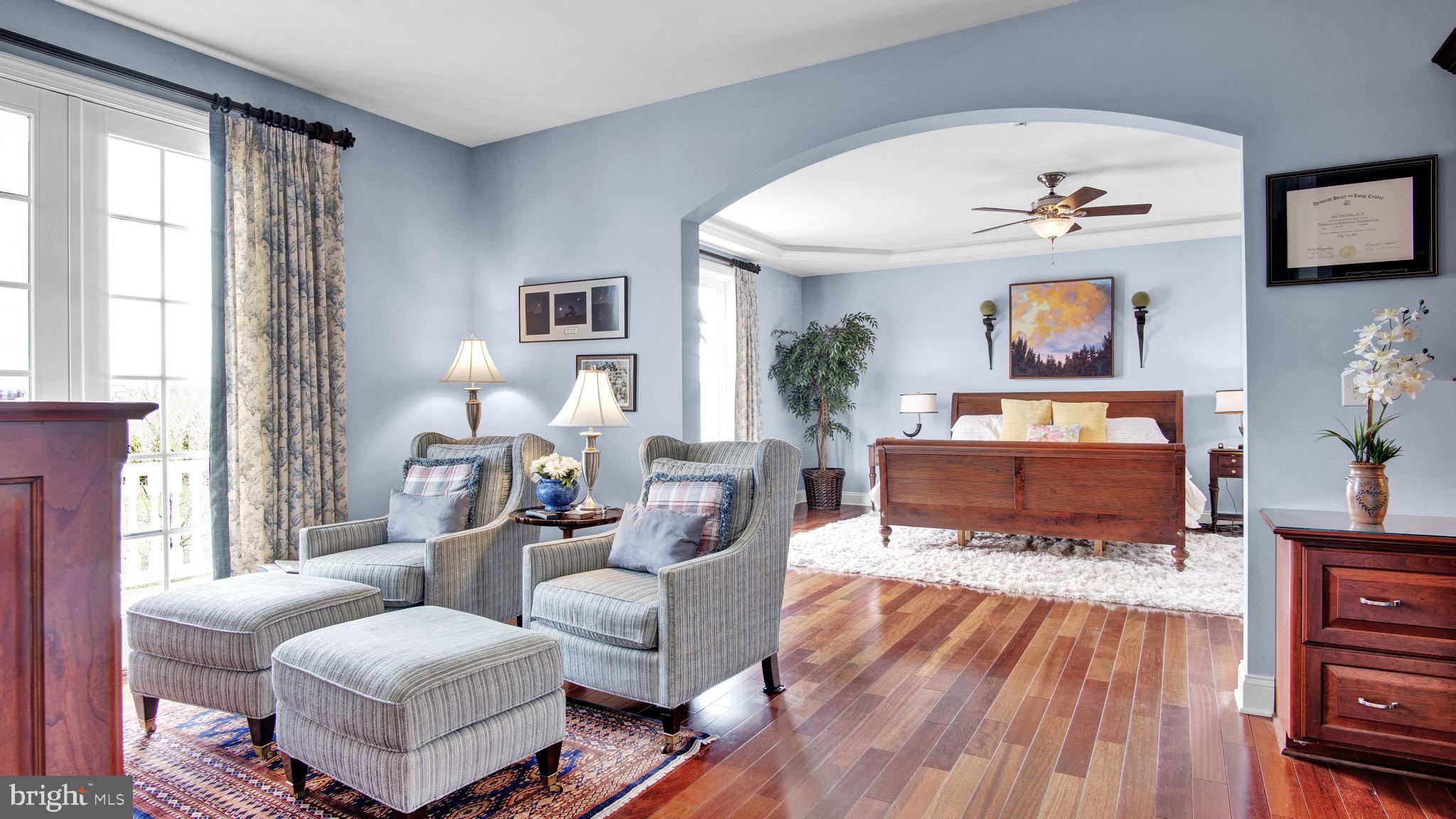 CLARENDON - Residential