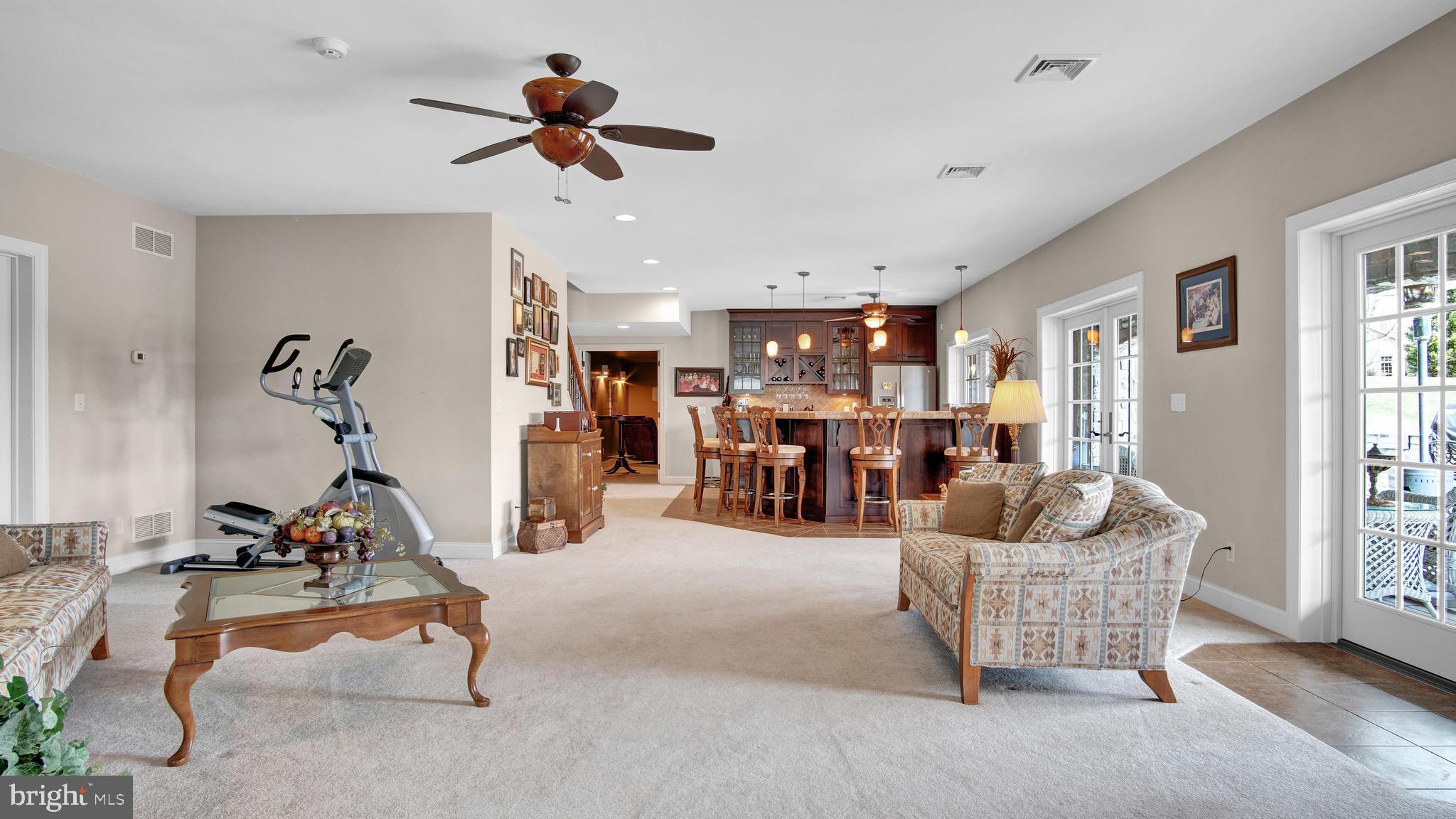 CLARENDON - Residential