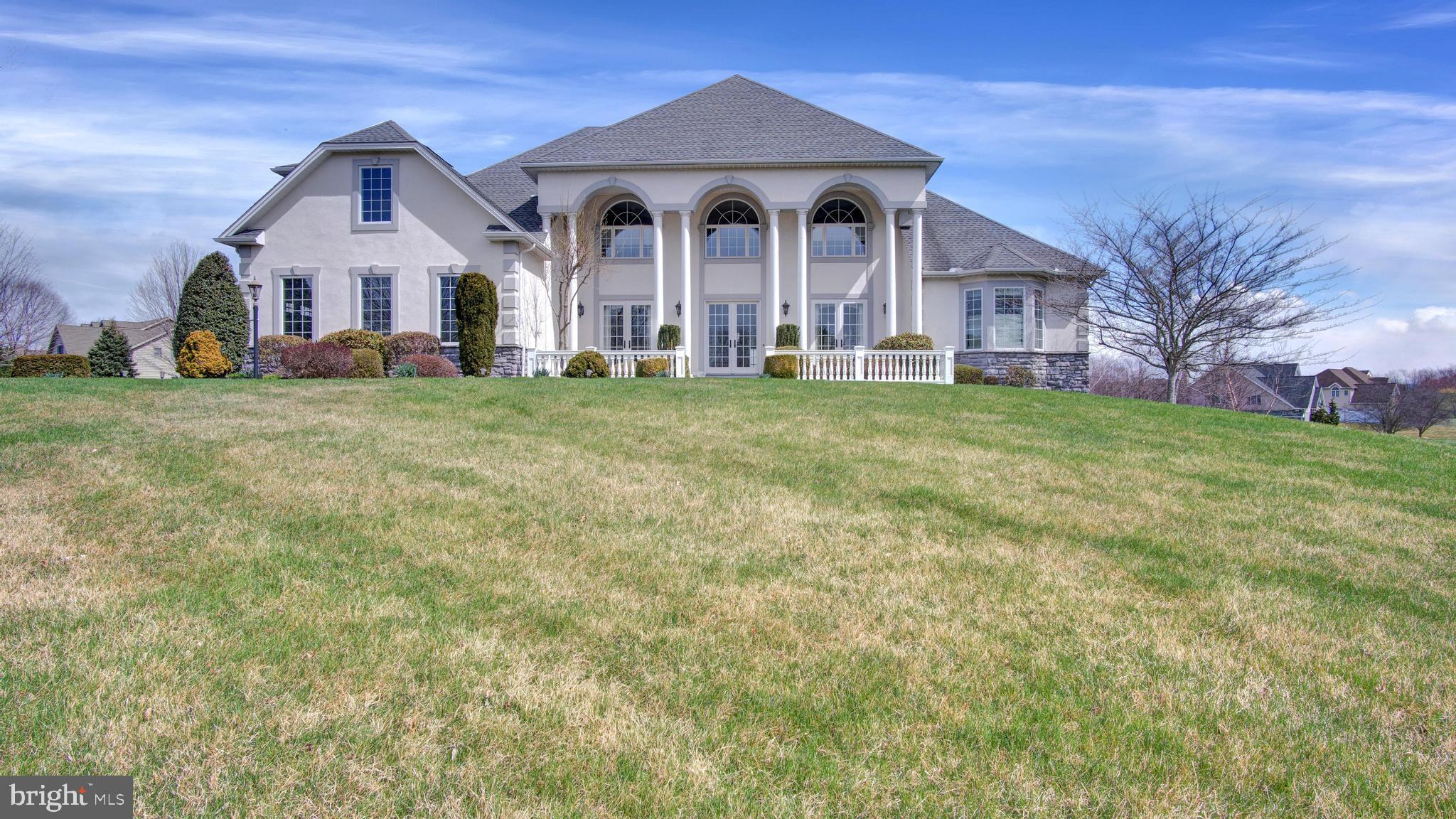 CLARENDON - Residential