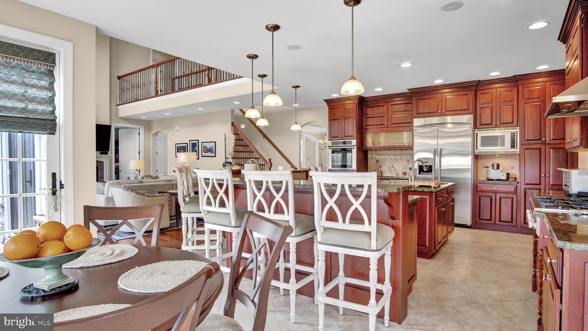 CLARENDON - Residential