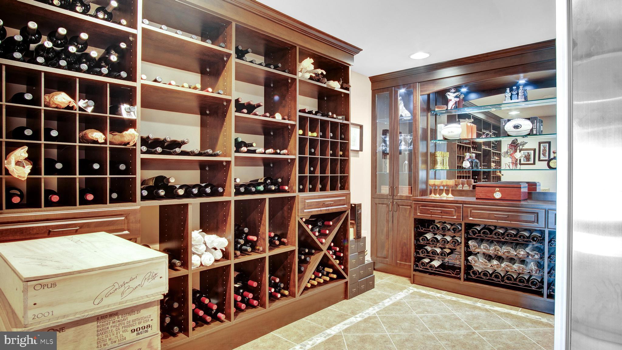 CLARENDON - Residential