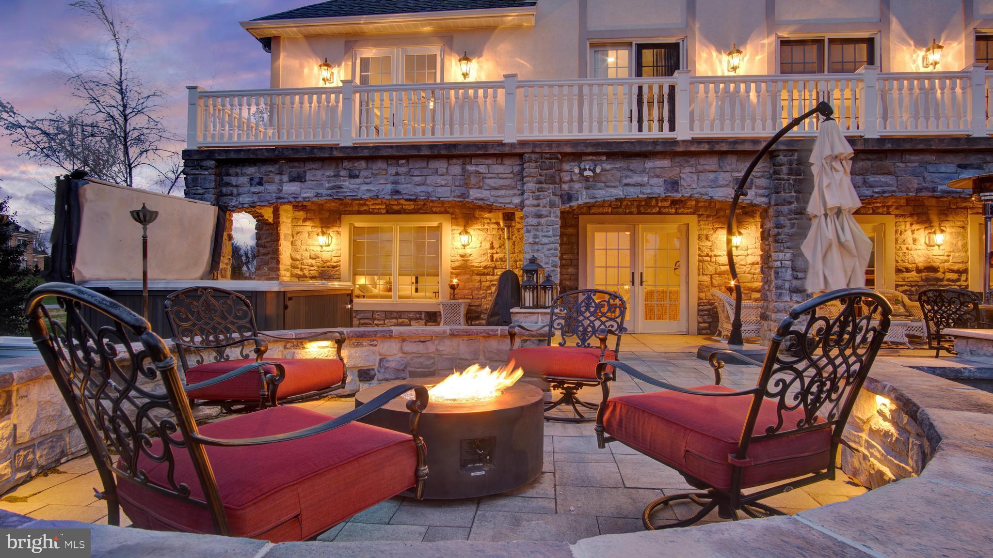 CLARENDON - Residential