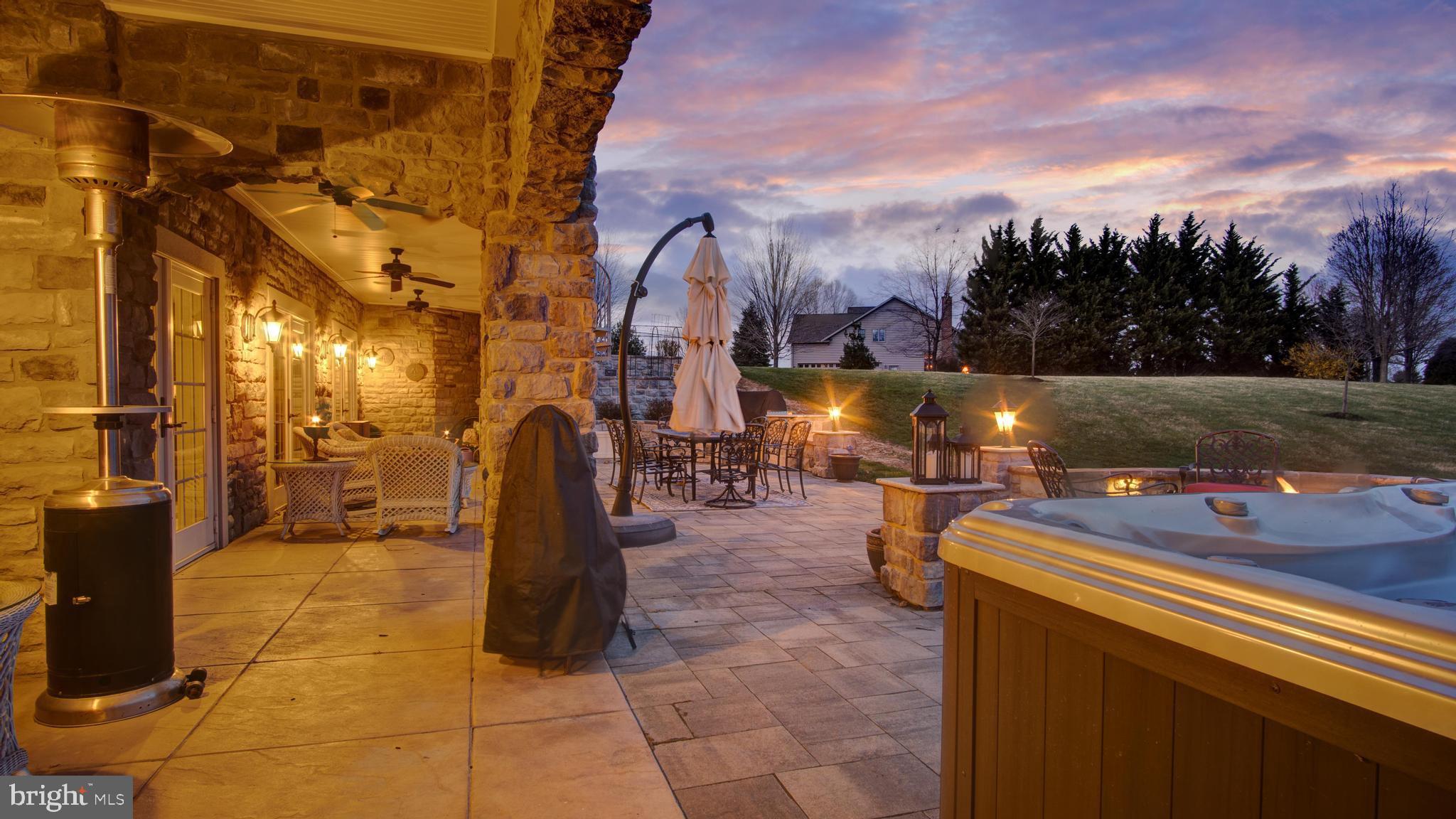 CLARENDON - Residential