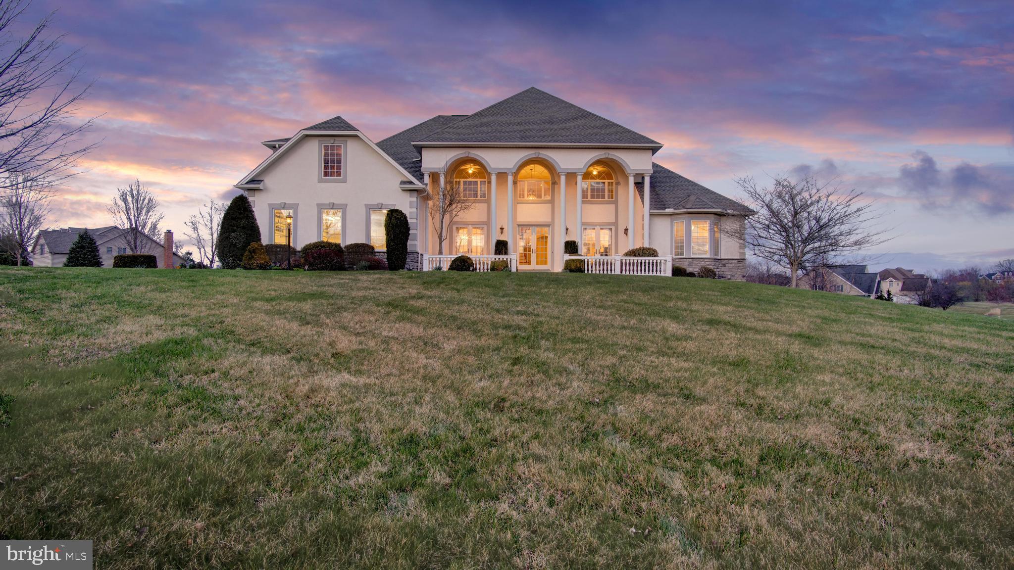 CLARENDON - Residential