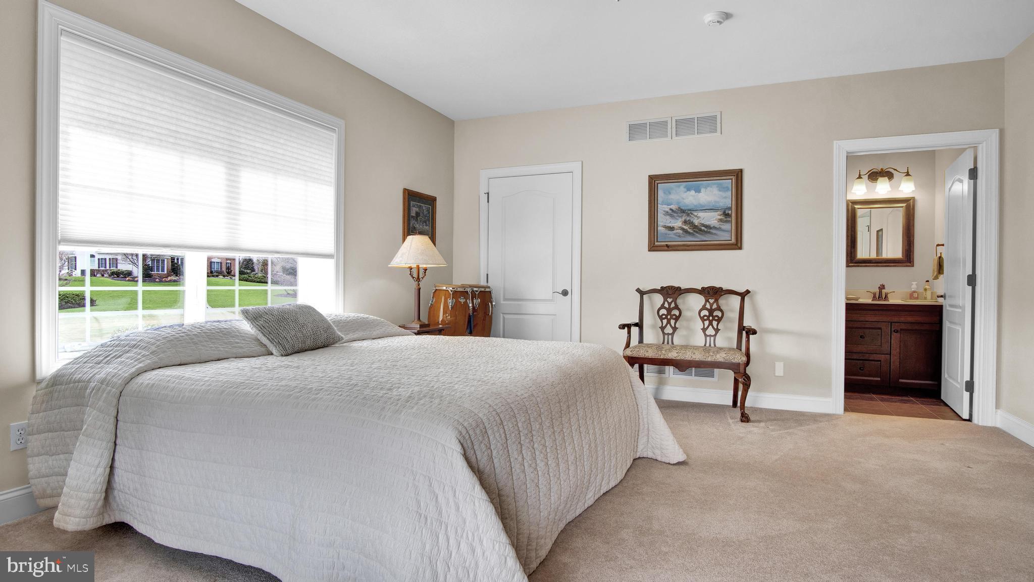 CLARENDON - Residential