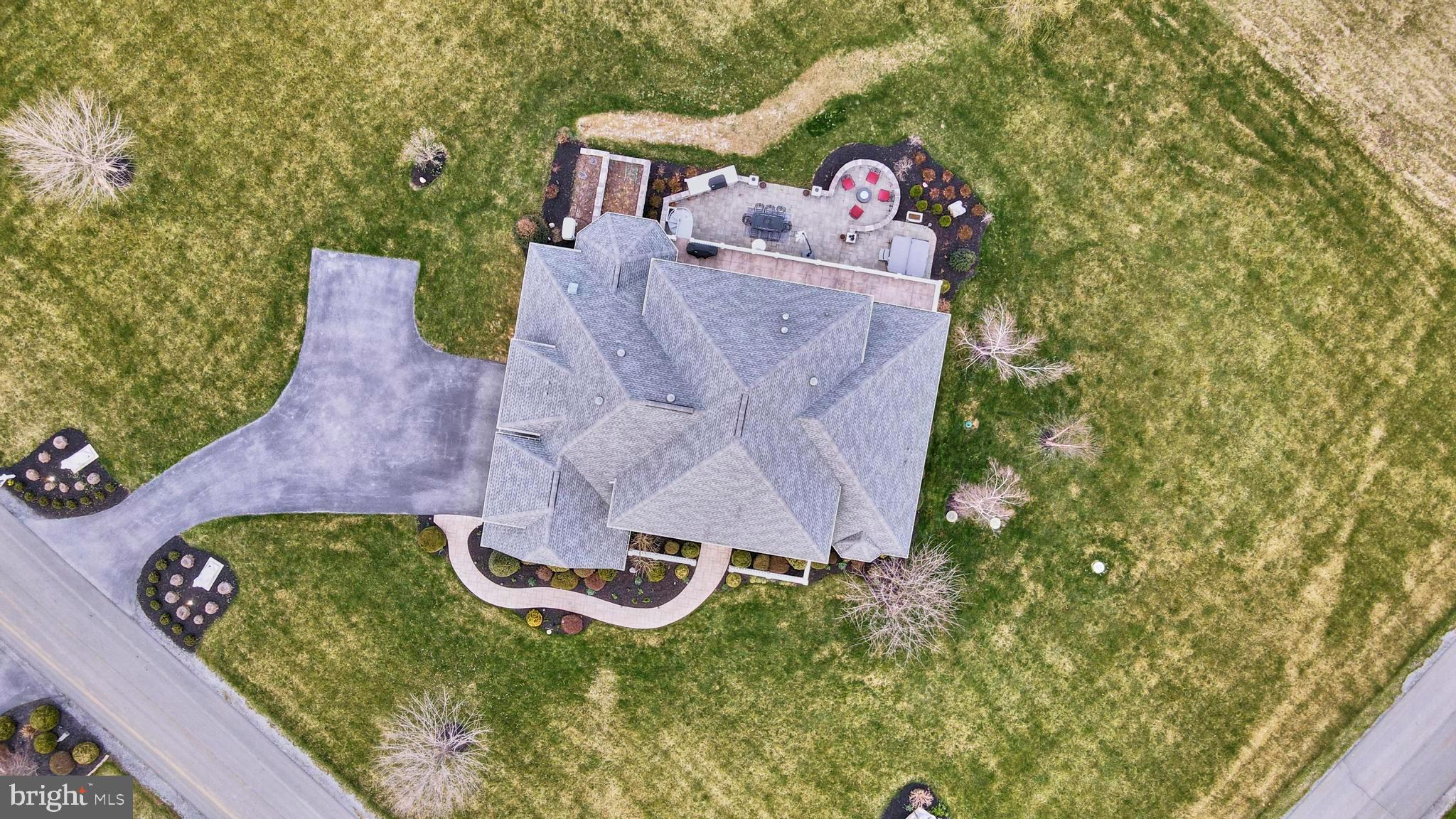 CLARENDON - Residential