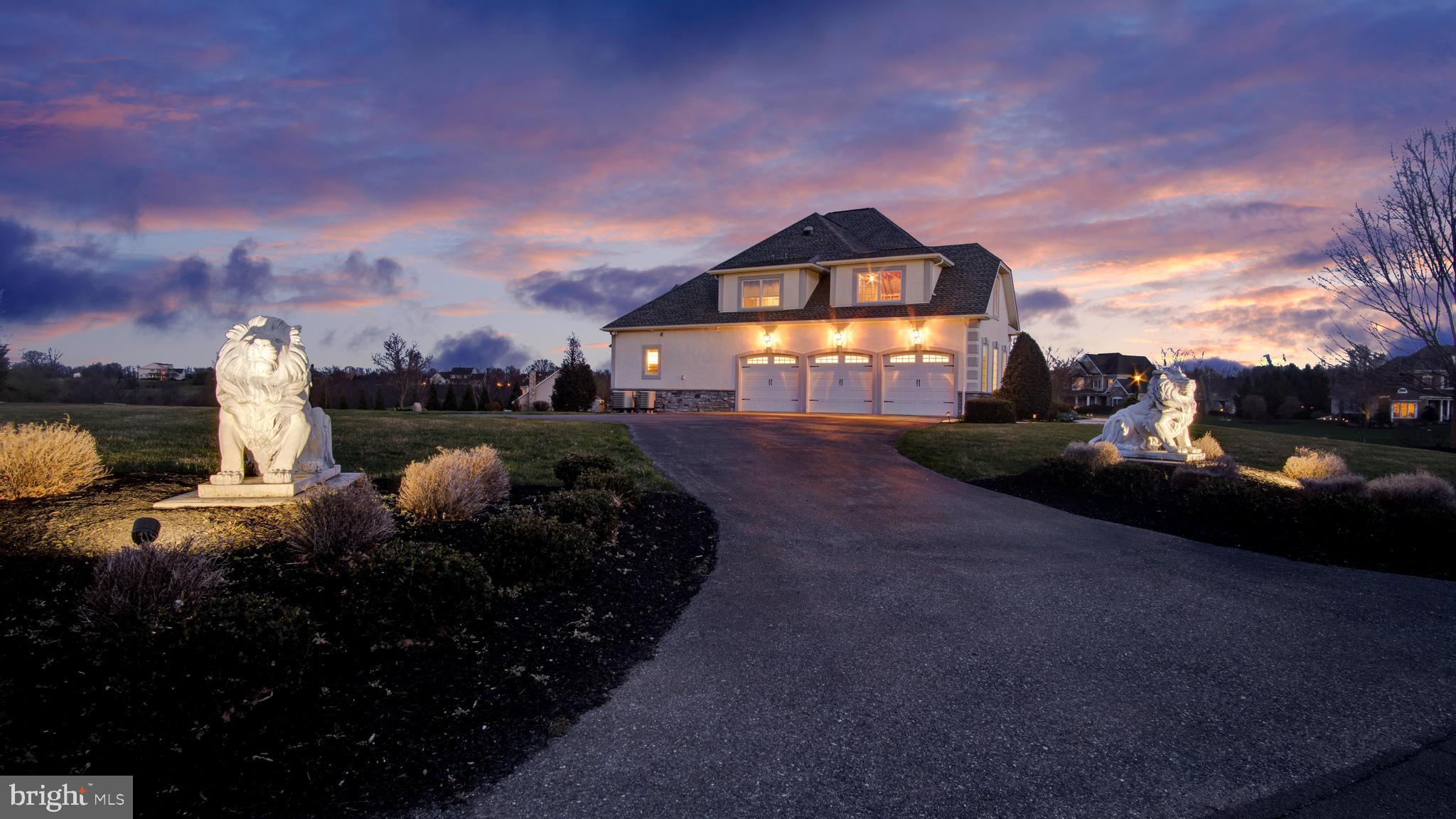 CLARENDON - Residential