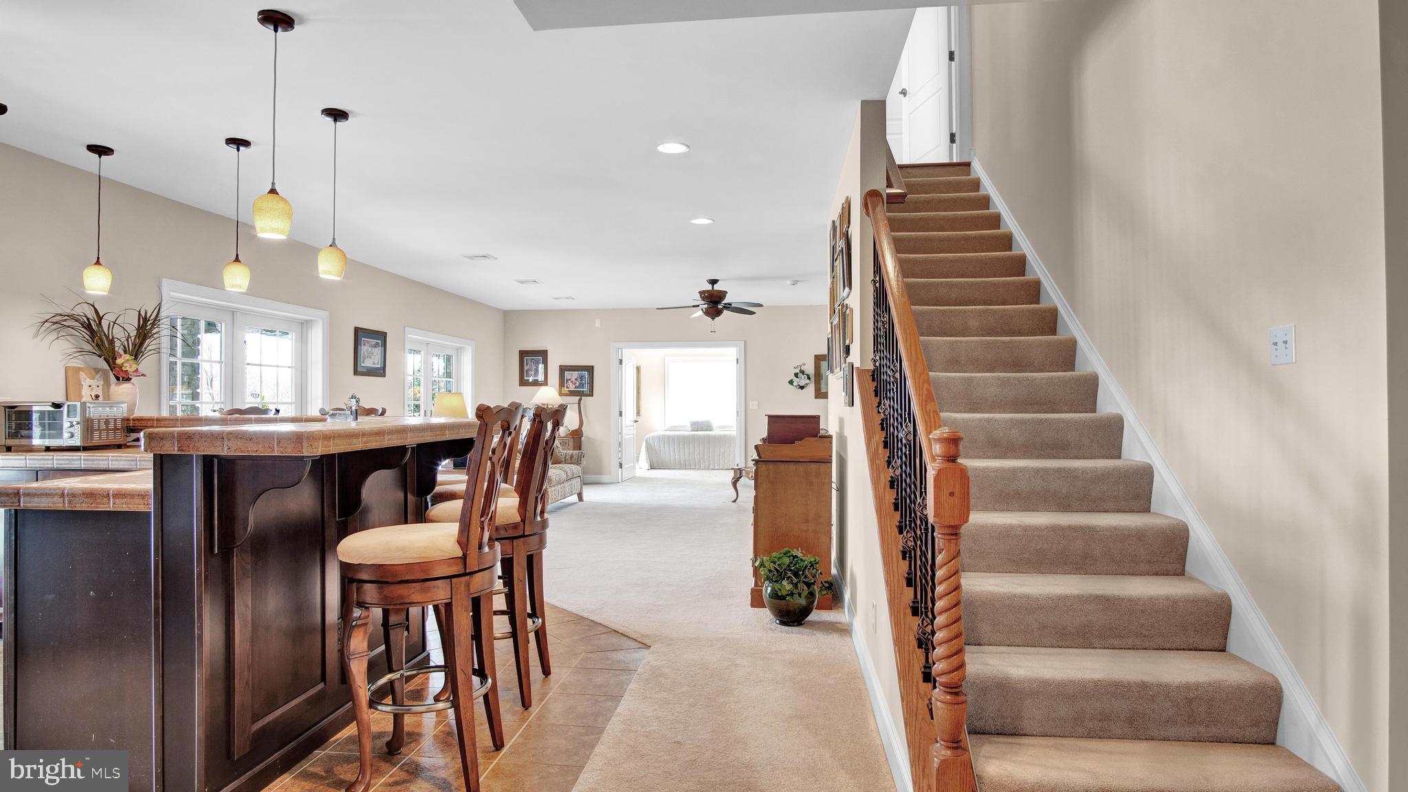 CLARENDON - Residential