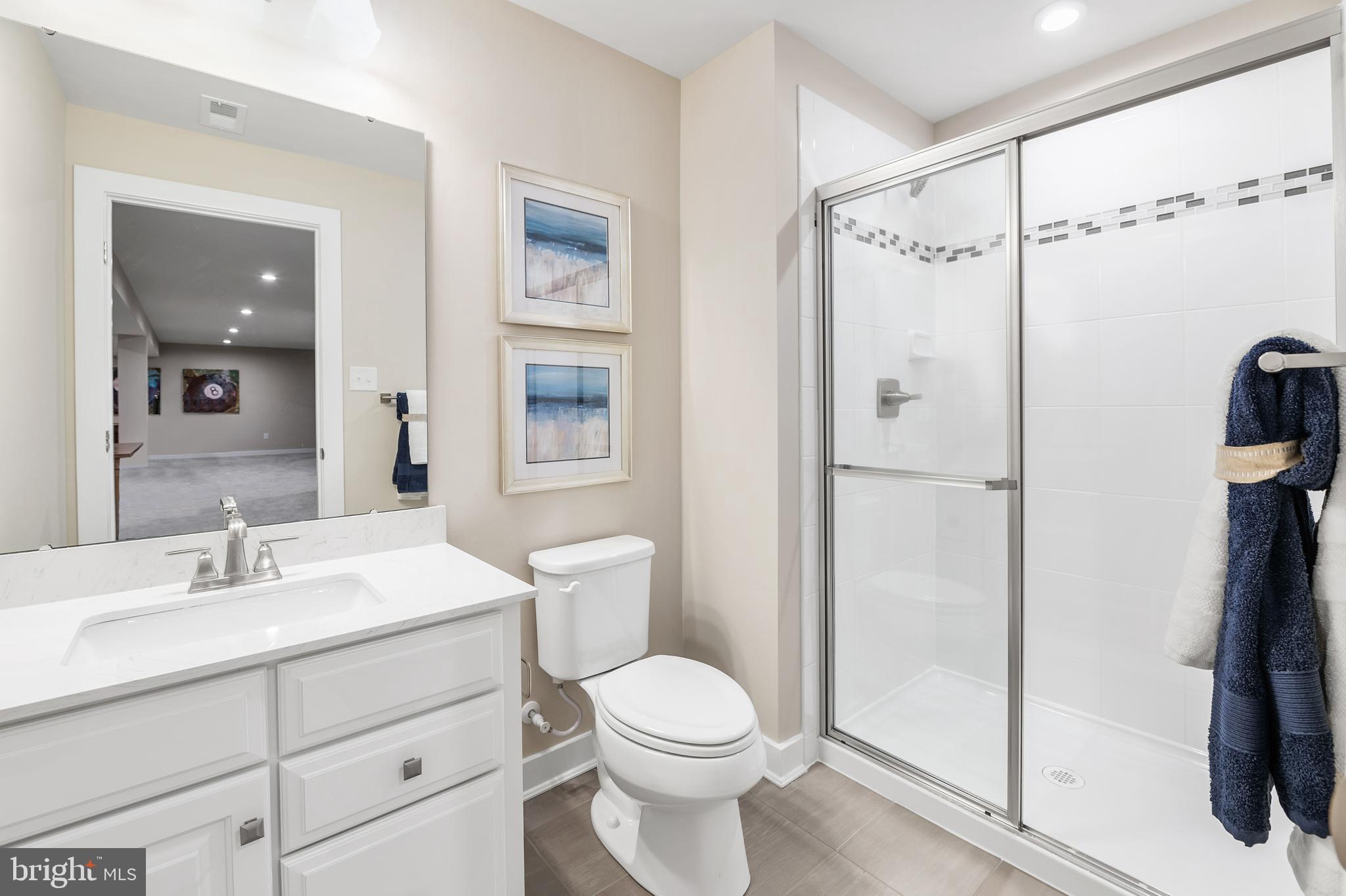 STRAY WINDS FARM - Residential