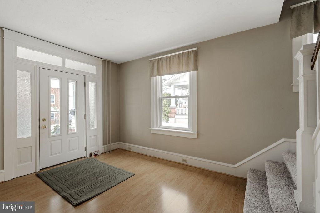 Photo of 418 W Sunset Avenue, EPHRATA, PA 17522 (MLS # PALA2083226)