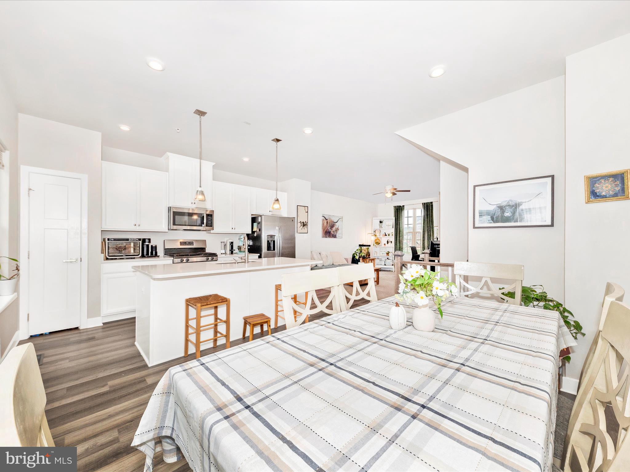 LAKE LINGANORE - Residential Lease