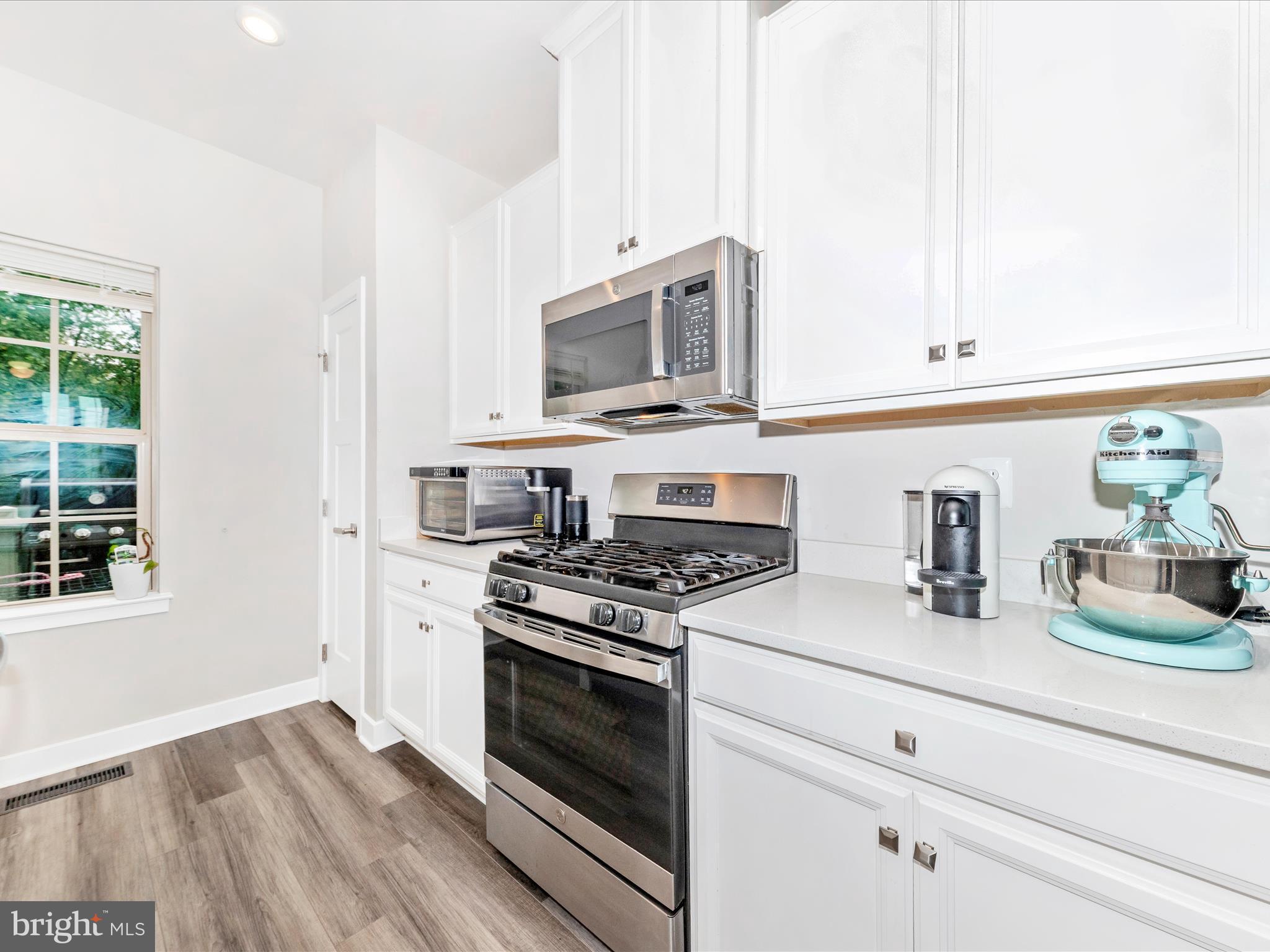 LAKE LINGANORE - Residential Lease