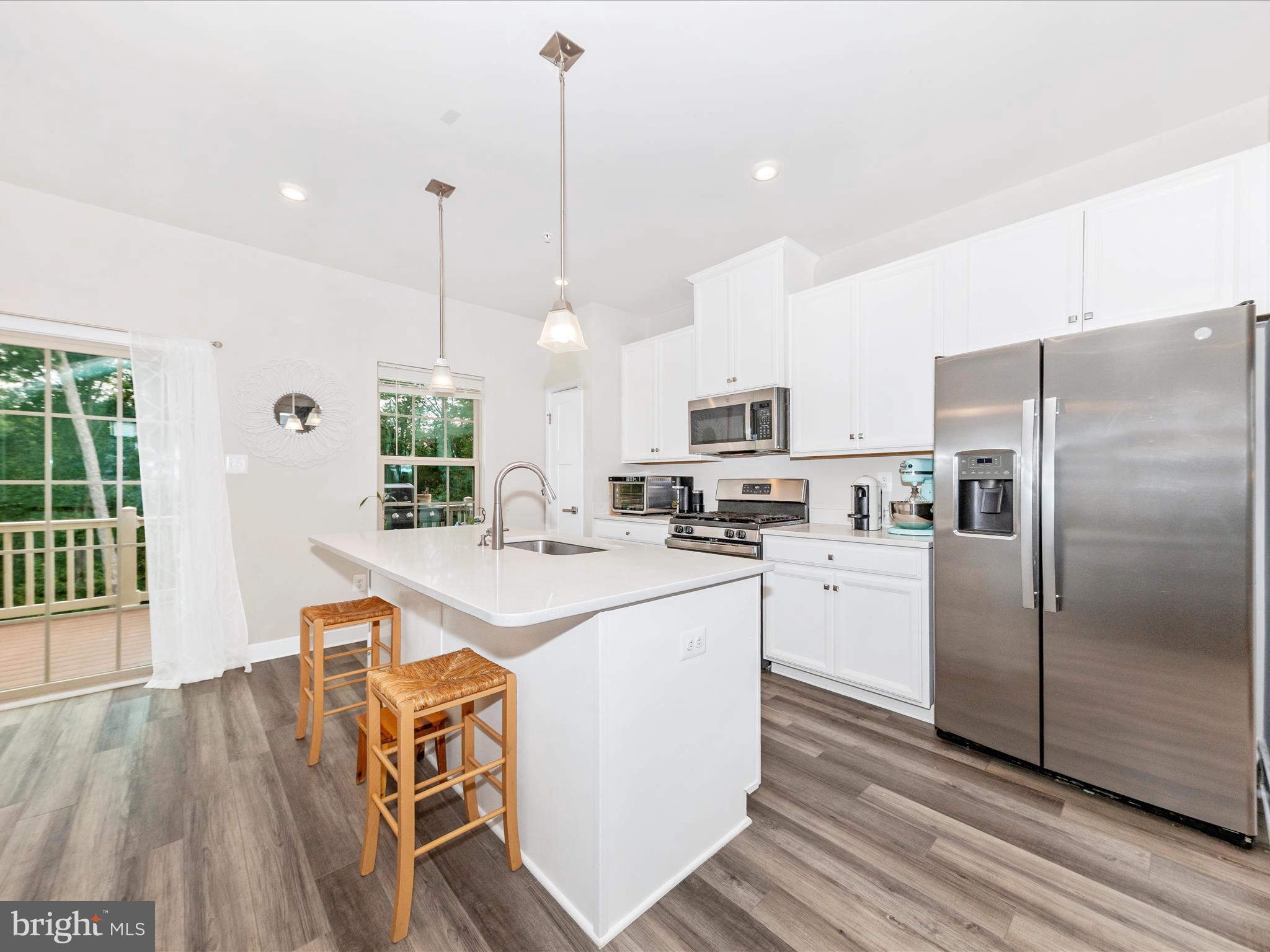 LAKE LINGANORE - Residential Lease