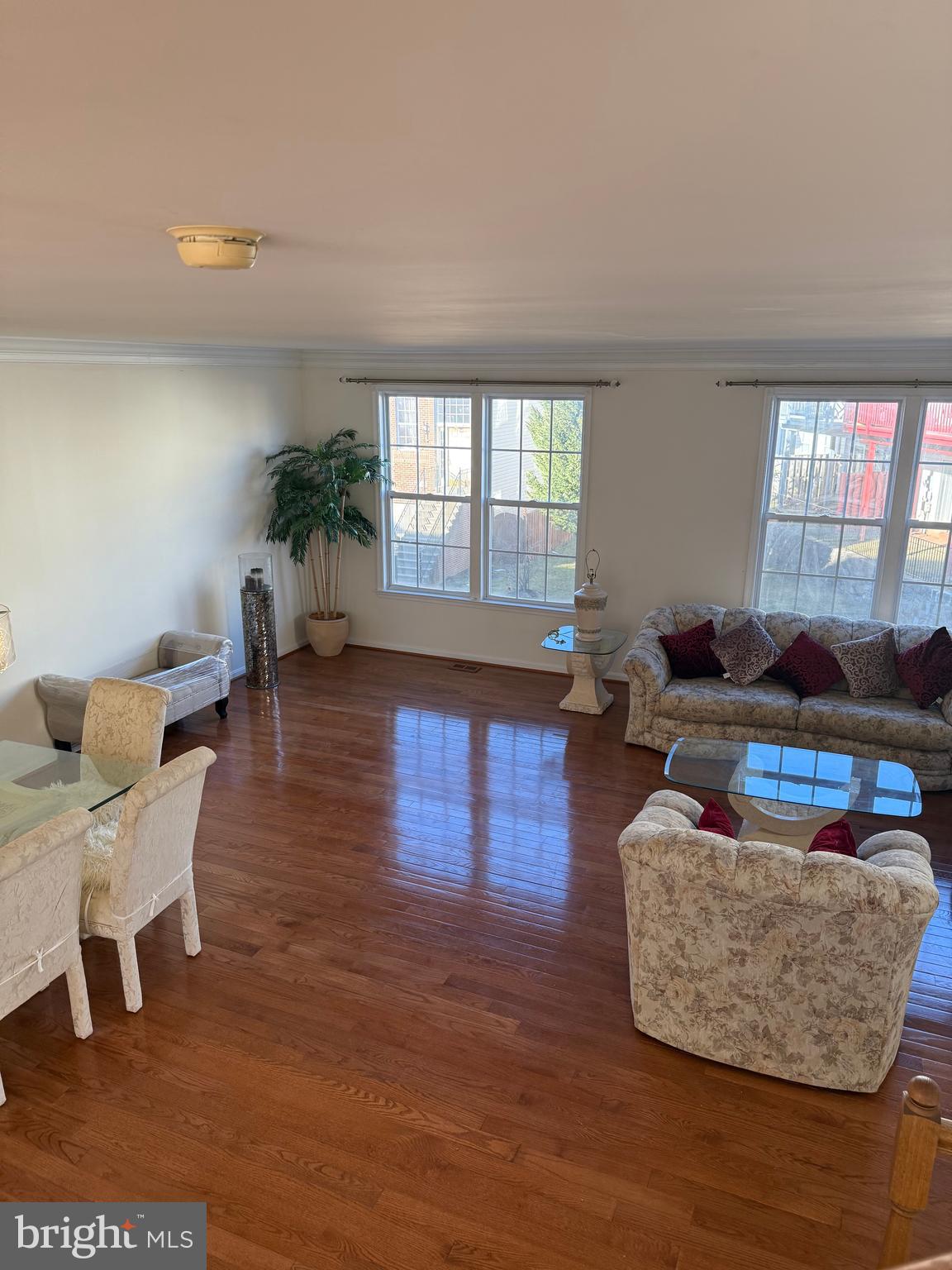 MCNAIR FARMS LANDBAY - Residential Lease