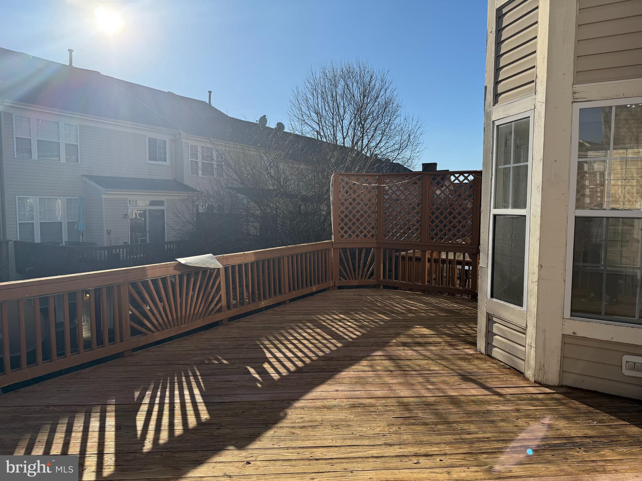 MCNAIR FARMS LANDBAY - Residential Lease