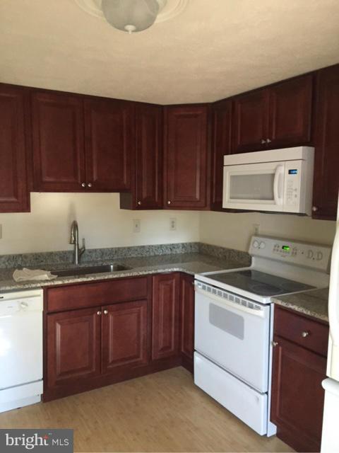 CHESTERFIELD - Residential Lease