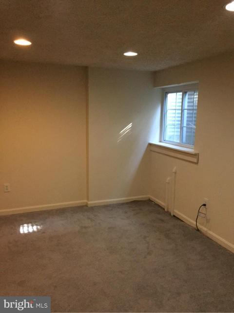 CHESTERFIELD - Residential Lease