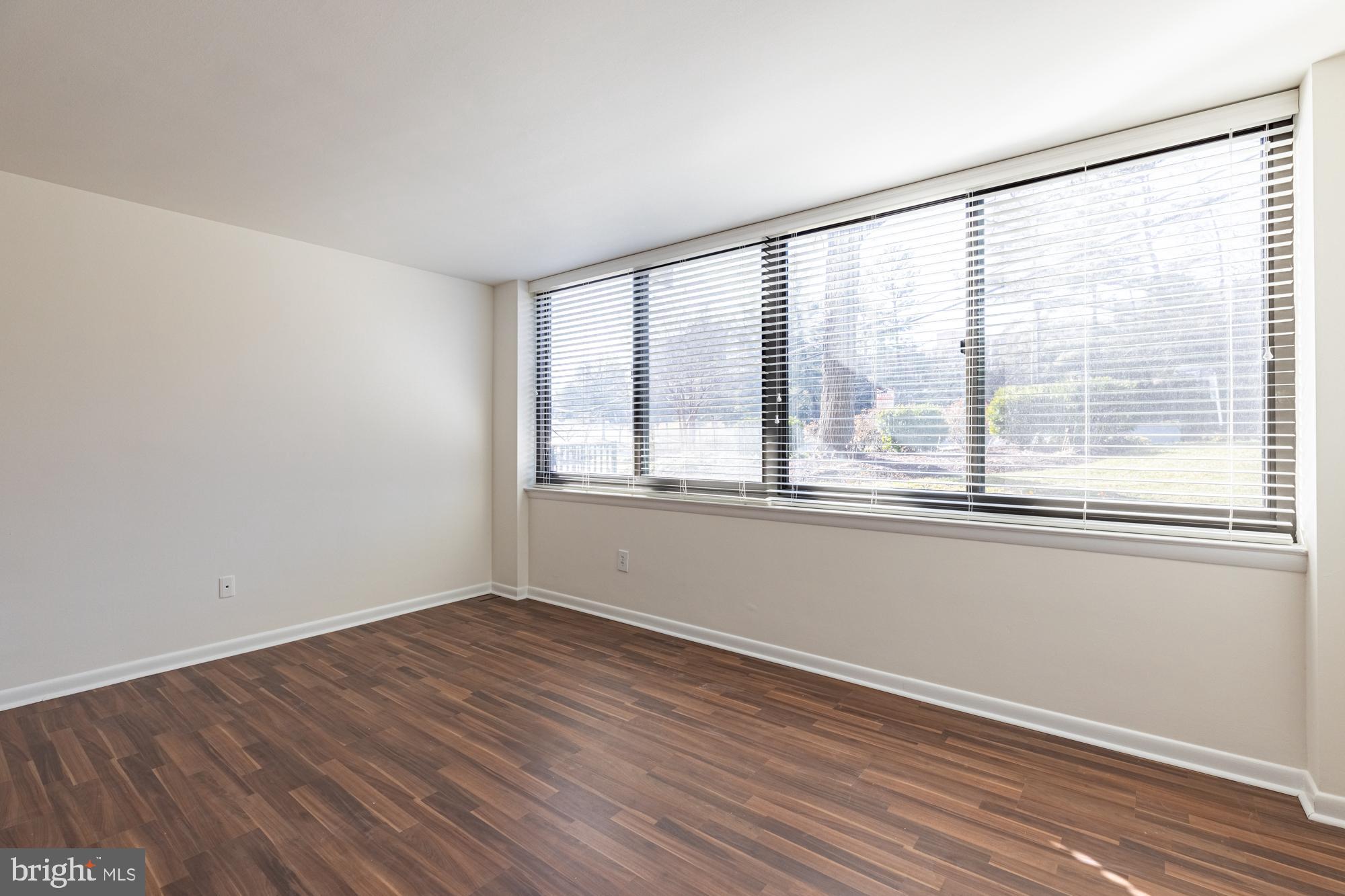 FALLS CHURCH CITY - Residential Lease