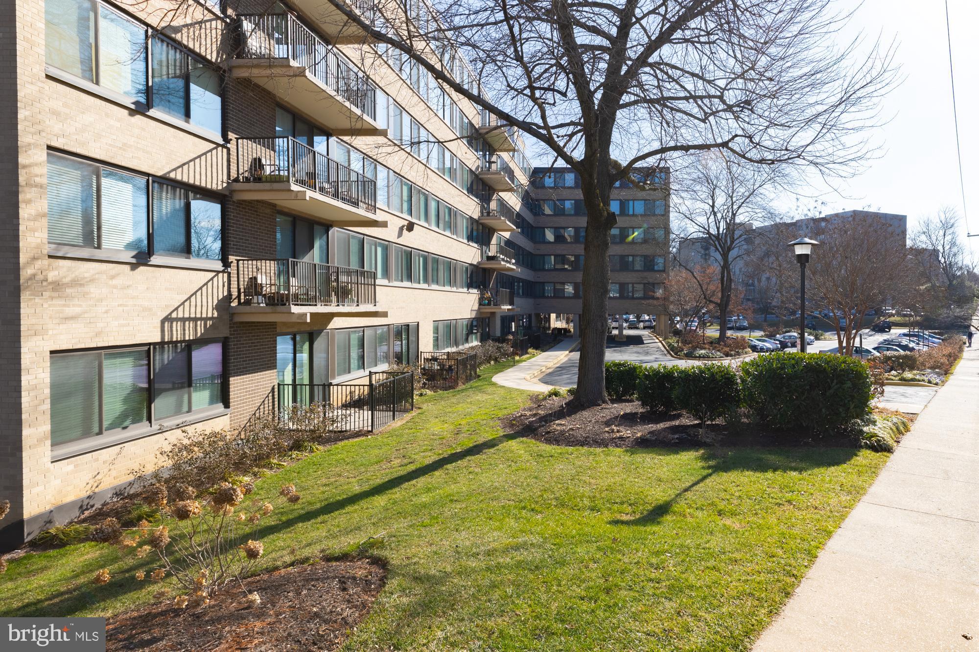 FALLS CHURCH CITY - Residential Lease