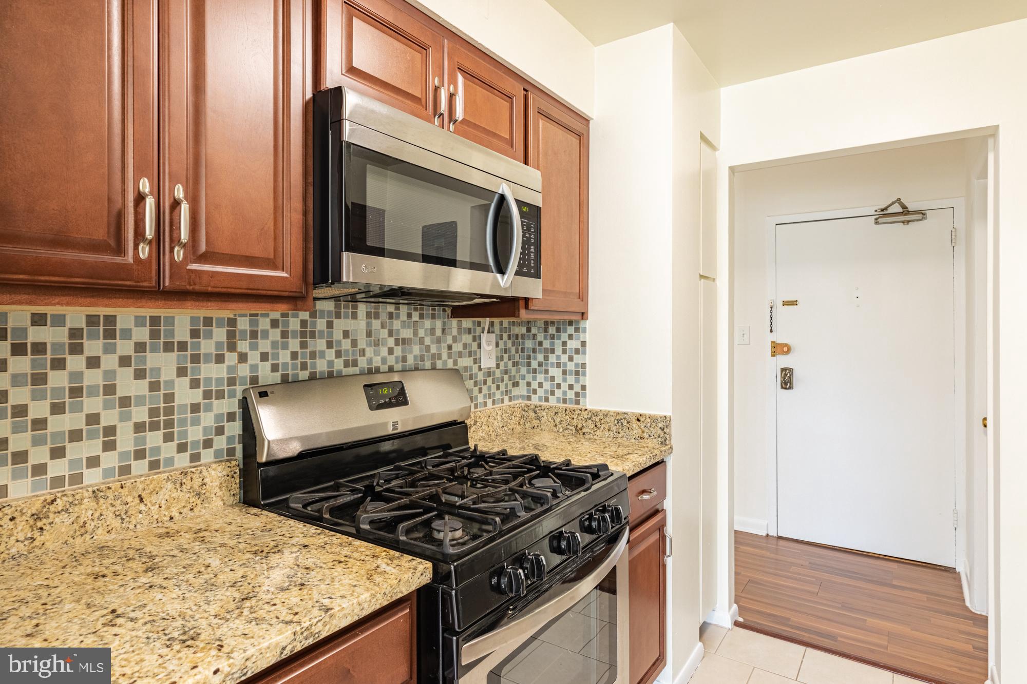 FALLS CHURCH CITY - Residential Lease