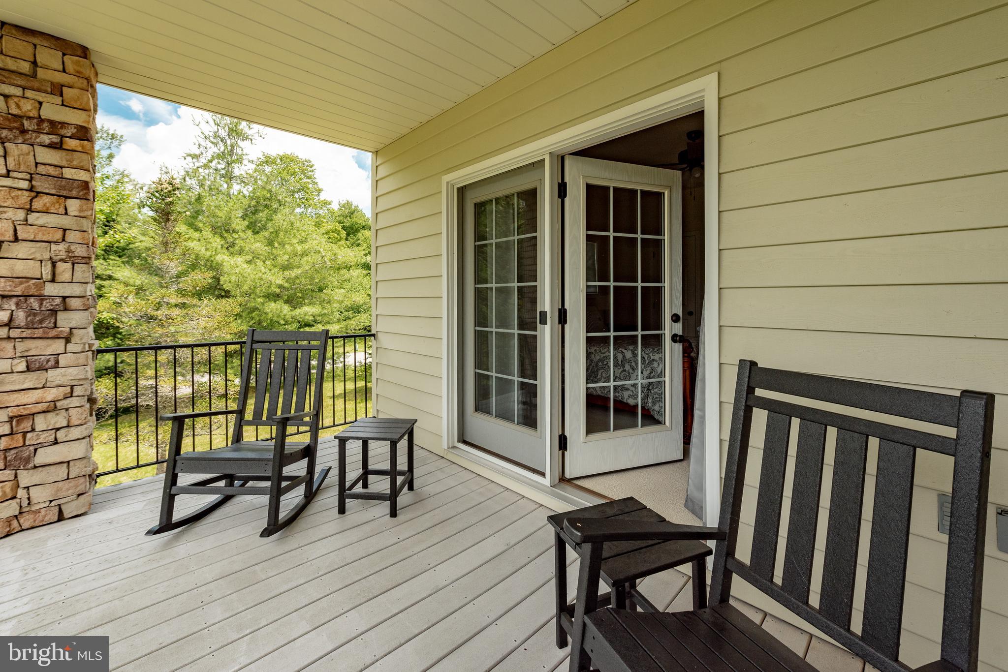 THE PINNACLE - Residential