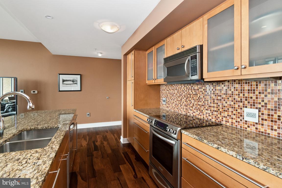 HARBOR EAST - Residential Lease