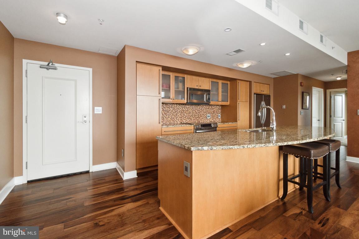 HARBOR EAST - Residential Lease