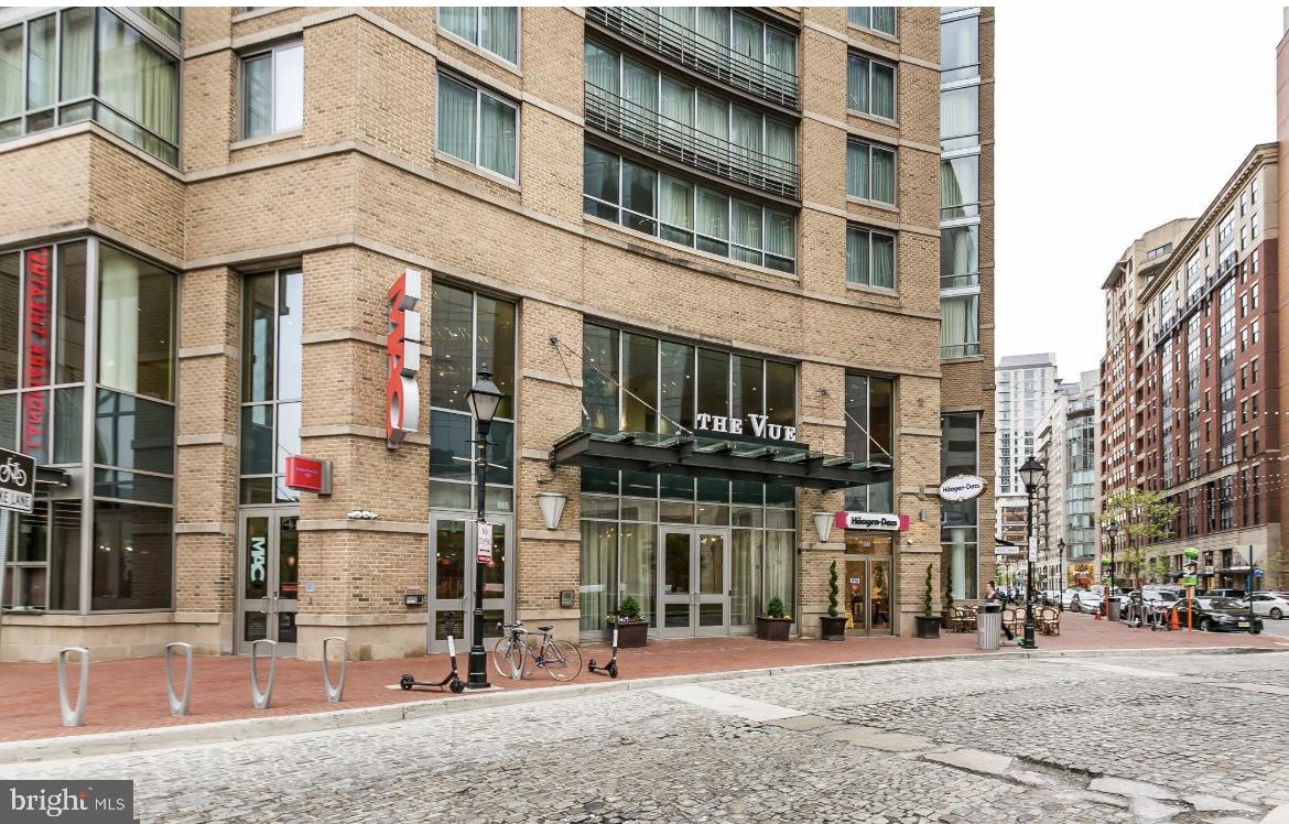 HARBOR EAST - Residential Lease