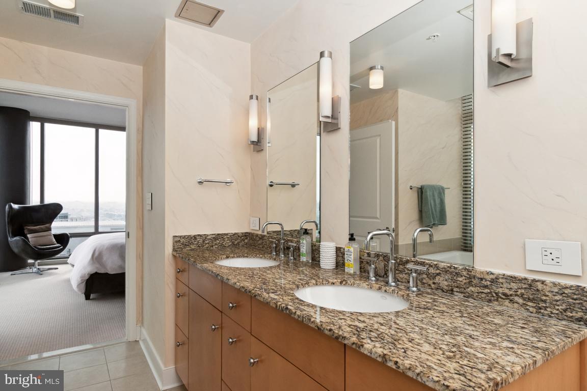 HARBOR EAST - Residential Lease