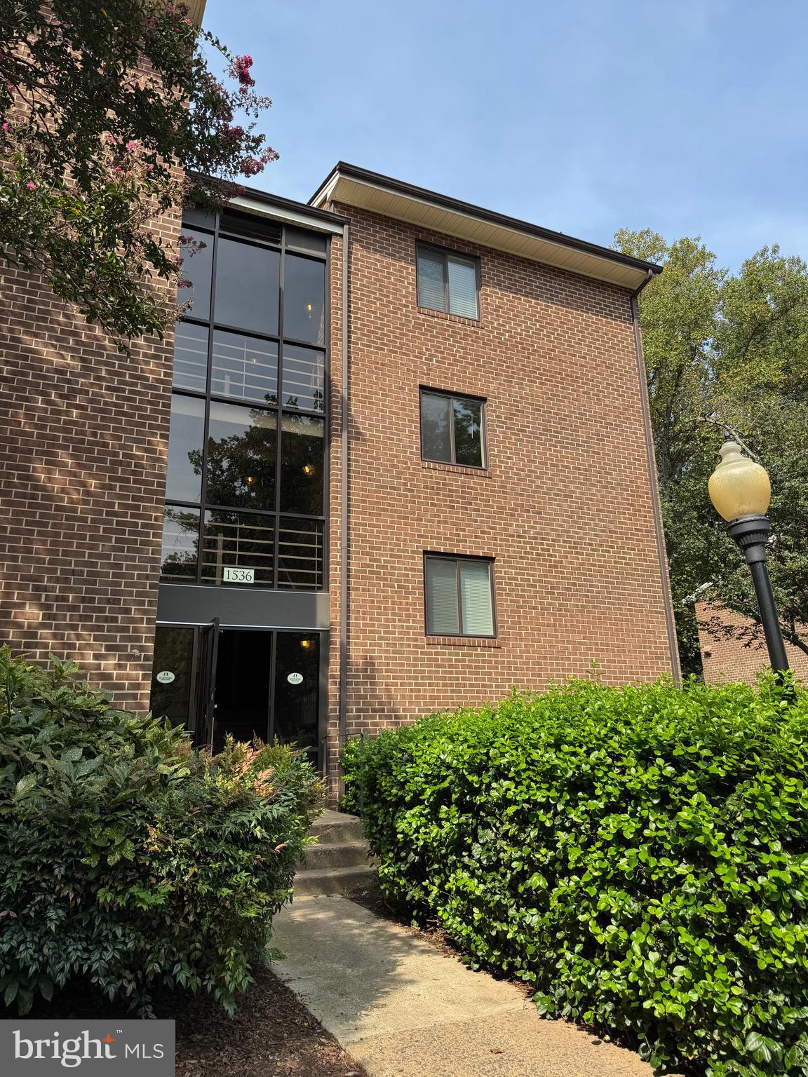 1536 NORTHGATE SQUARE 22A