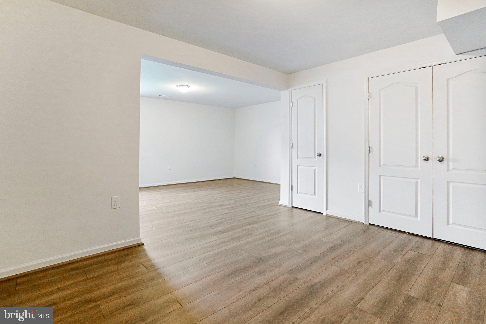 STONEBROOK VILLAGE - Residential