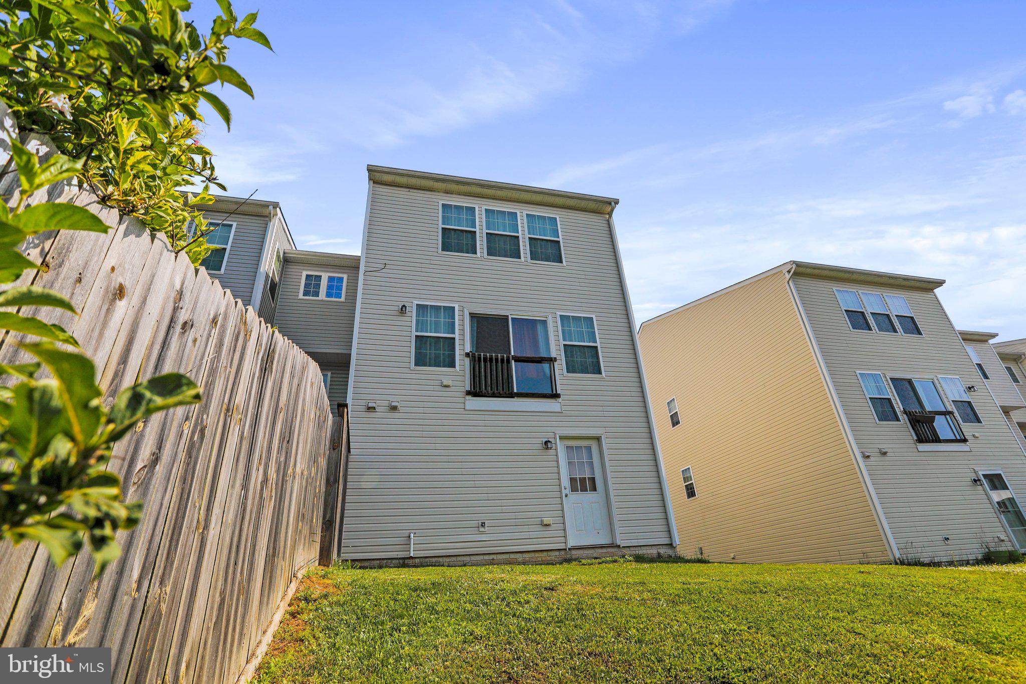 STONEBROOK VILLAGE - Residential