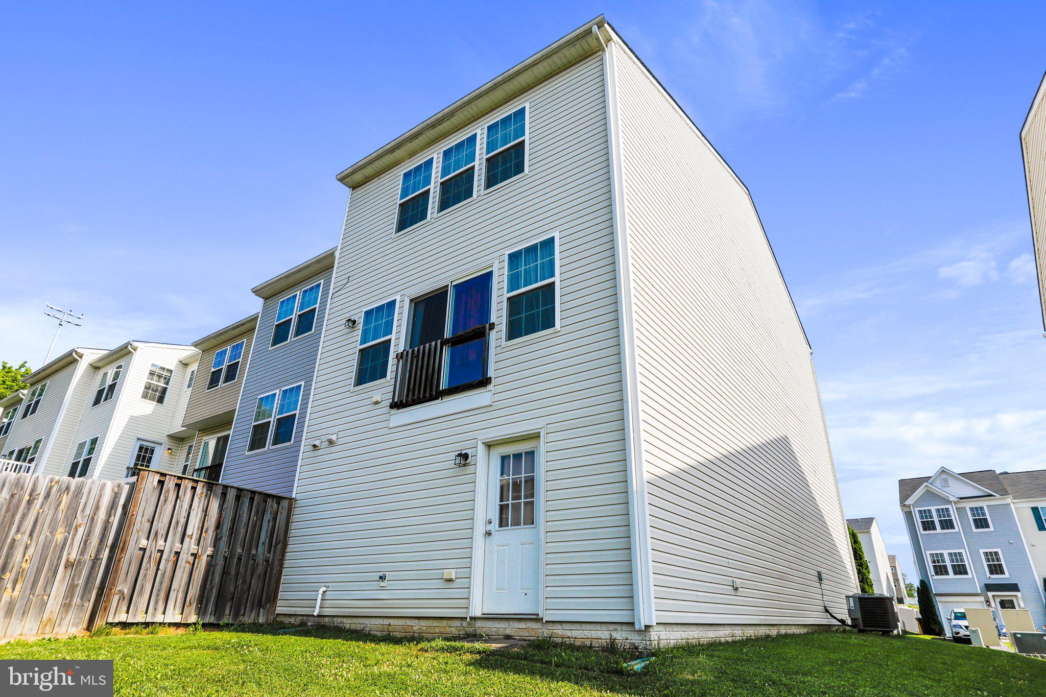 STONEBROOK VILLAGE - Residential