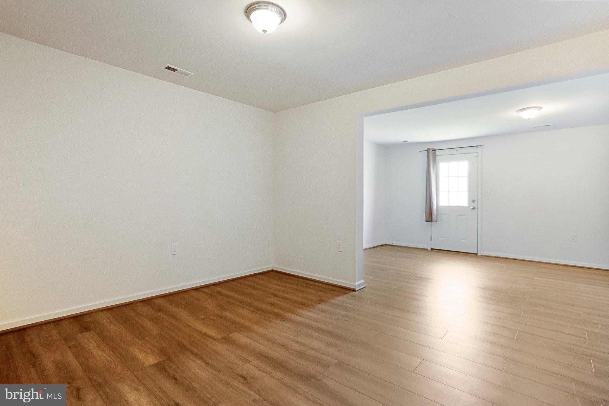 STONEBROOK VILLAGE - Residential