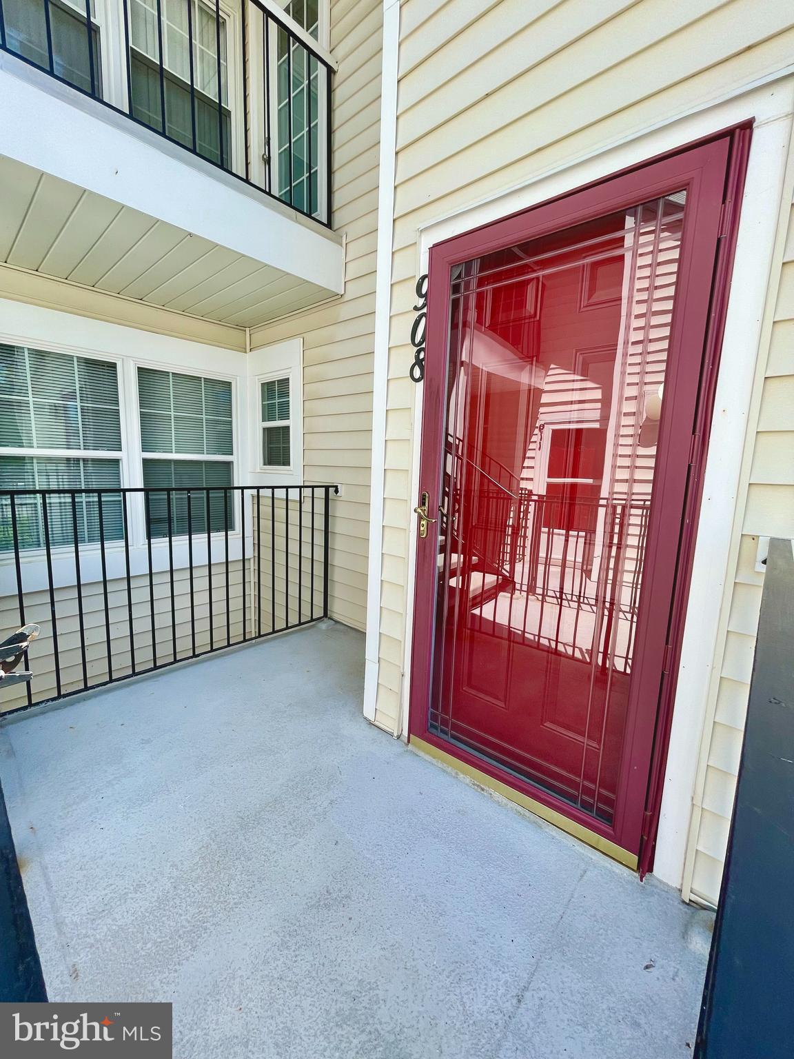 VISTAS 2 AT LAUREL - Residential