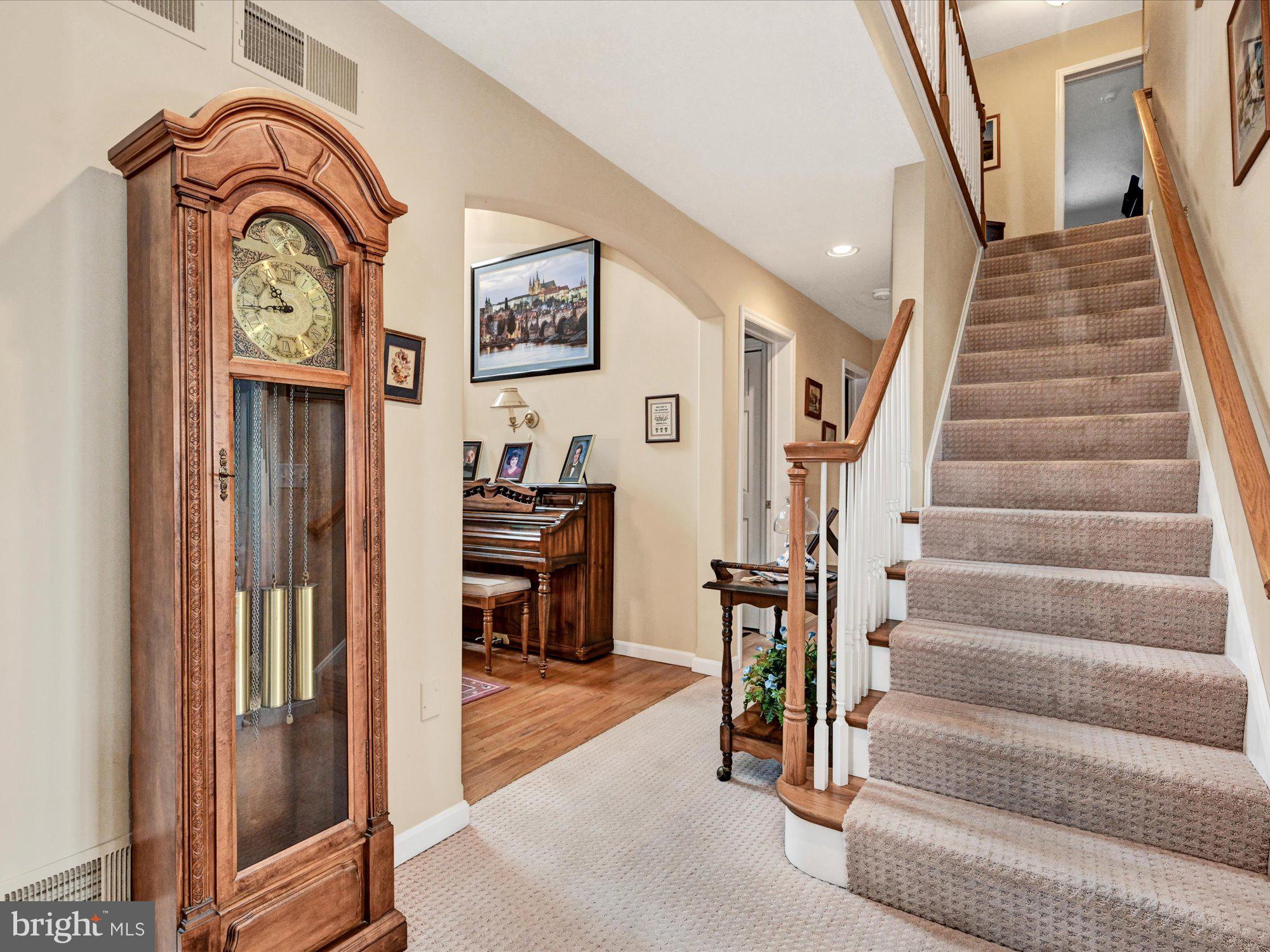 OREGON POINTE - Residential