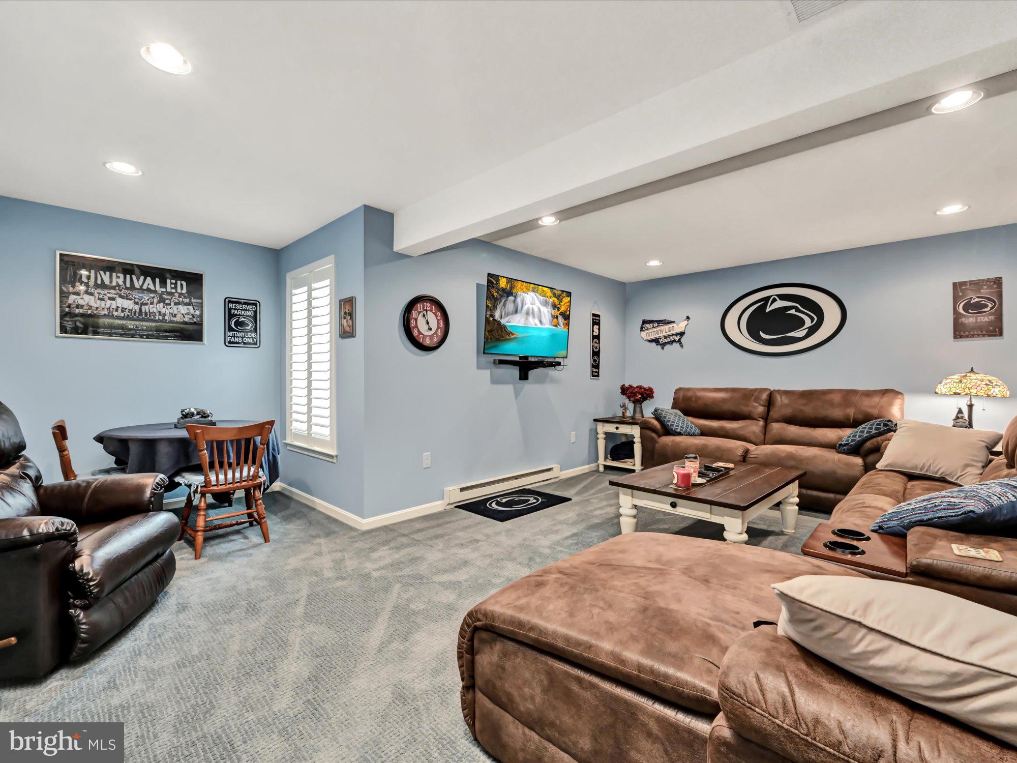 OREGON POINTE - Residential