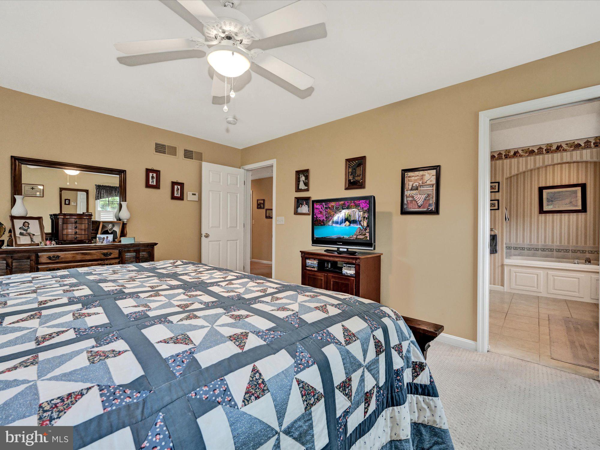 OREGON POINTE - Residential