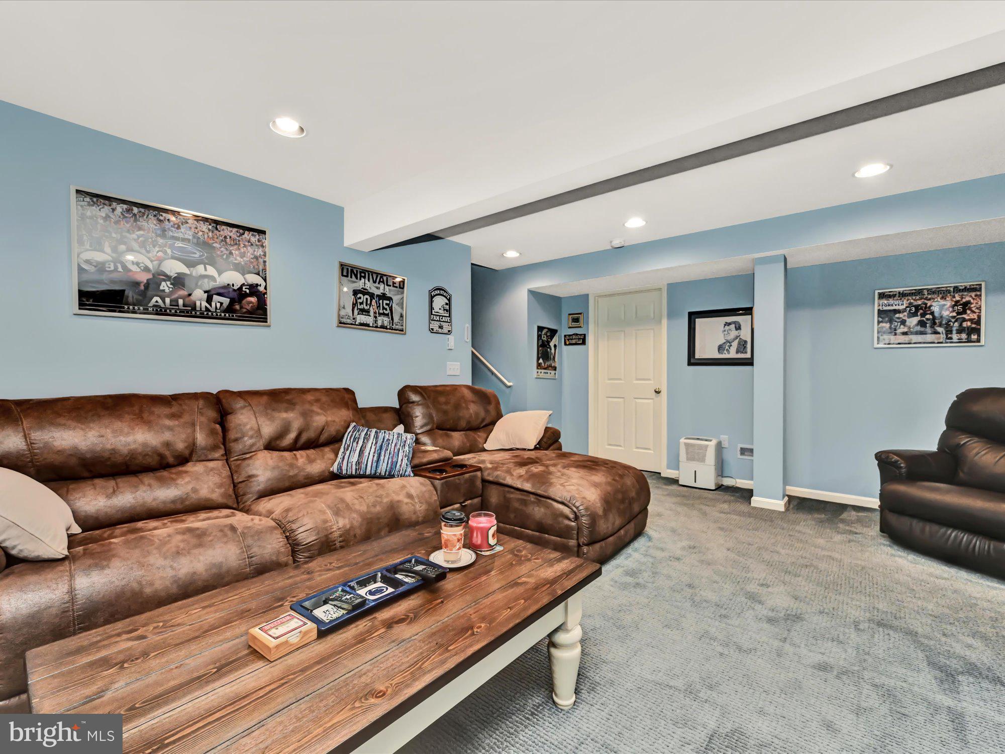 OREGON POINTE - Residential