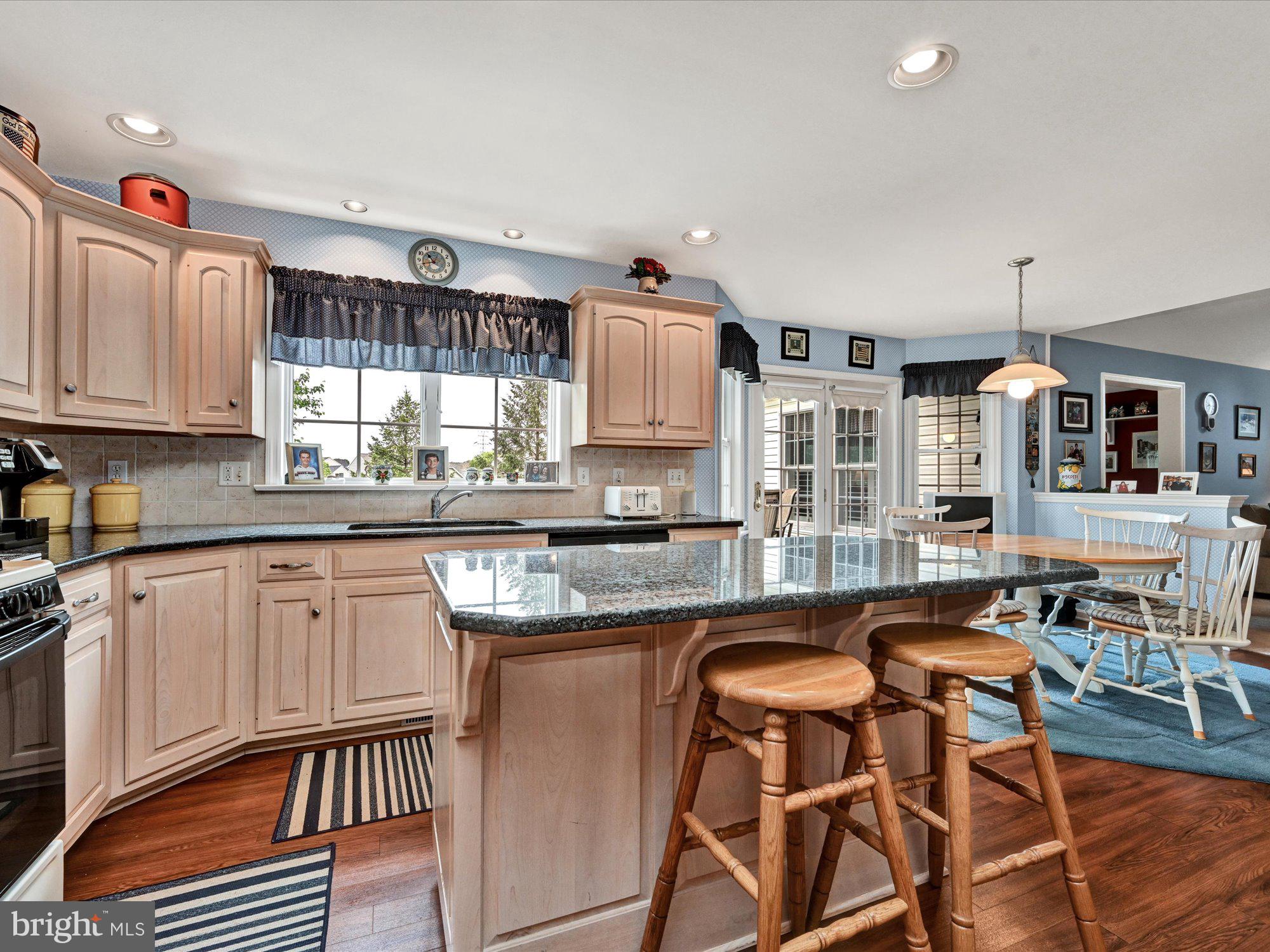 OREGON POINTE - Residential