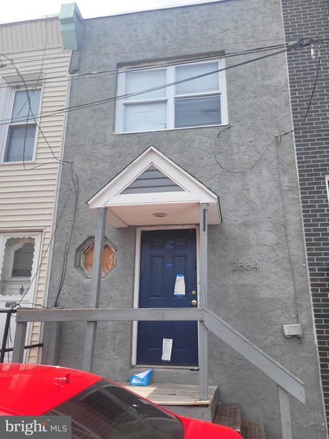 Townhouse For Sale - 2564 E Auburn Street<br/> PHILADELPHIA, PA 19134