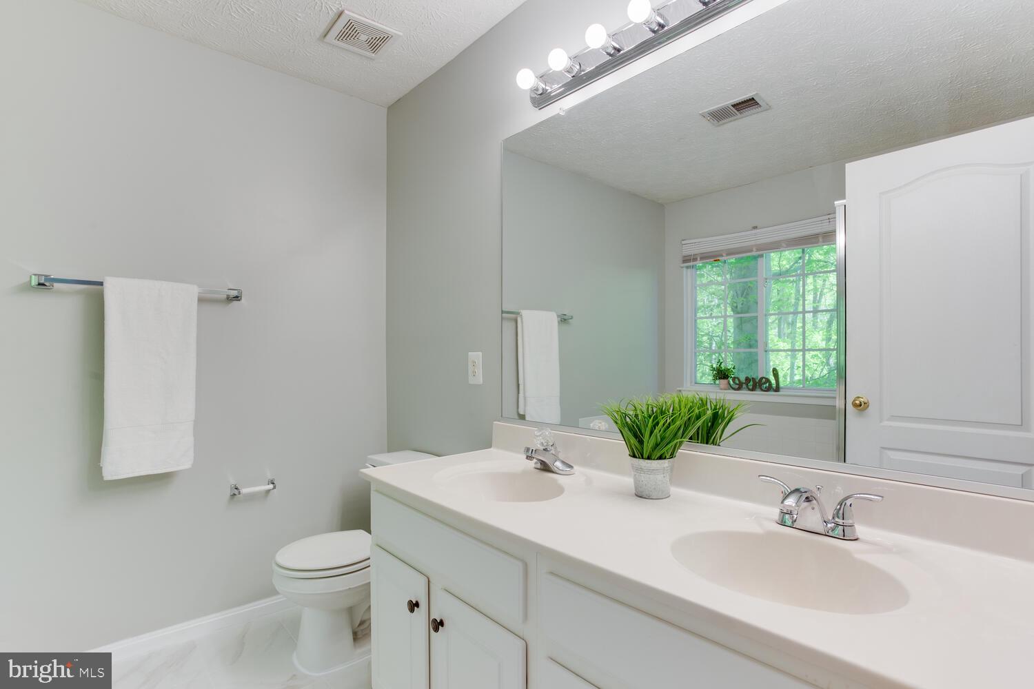 RICHFIELD STATION VILLAGE - Residential