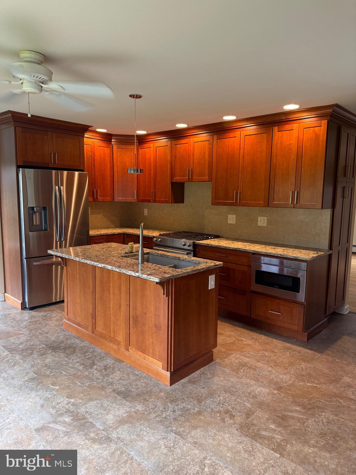 10522 HIGH ROCK ROAD