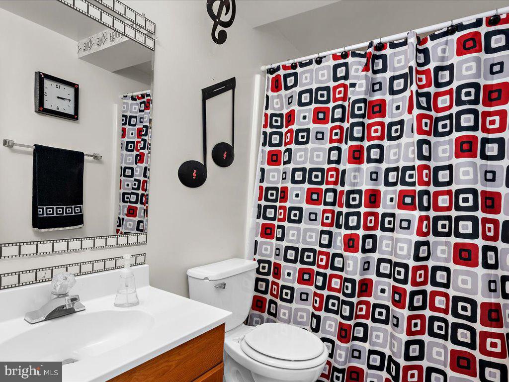 GABLES AT LAWYERS HILL - Residential