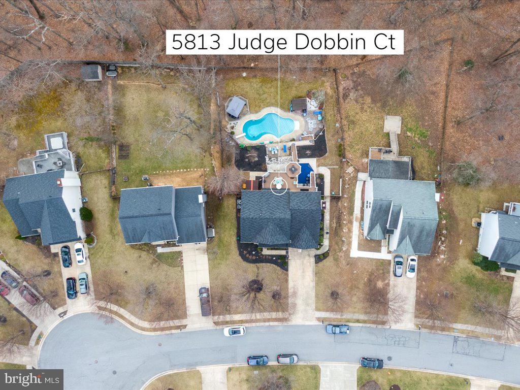 GABLES AT LAWYERS HILL - Residential