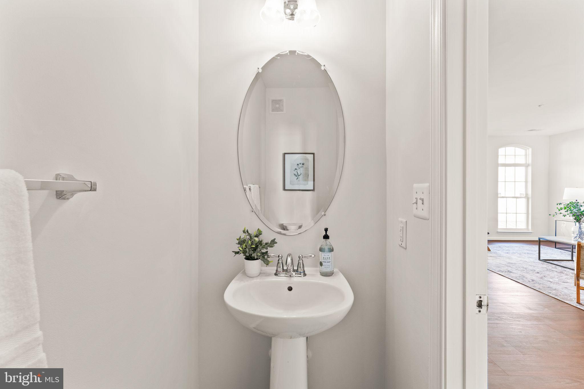 CENTREVILLE CROSSING - Residential