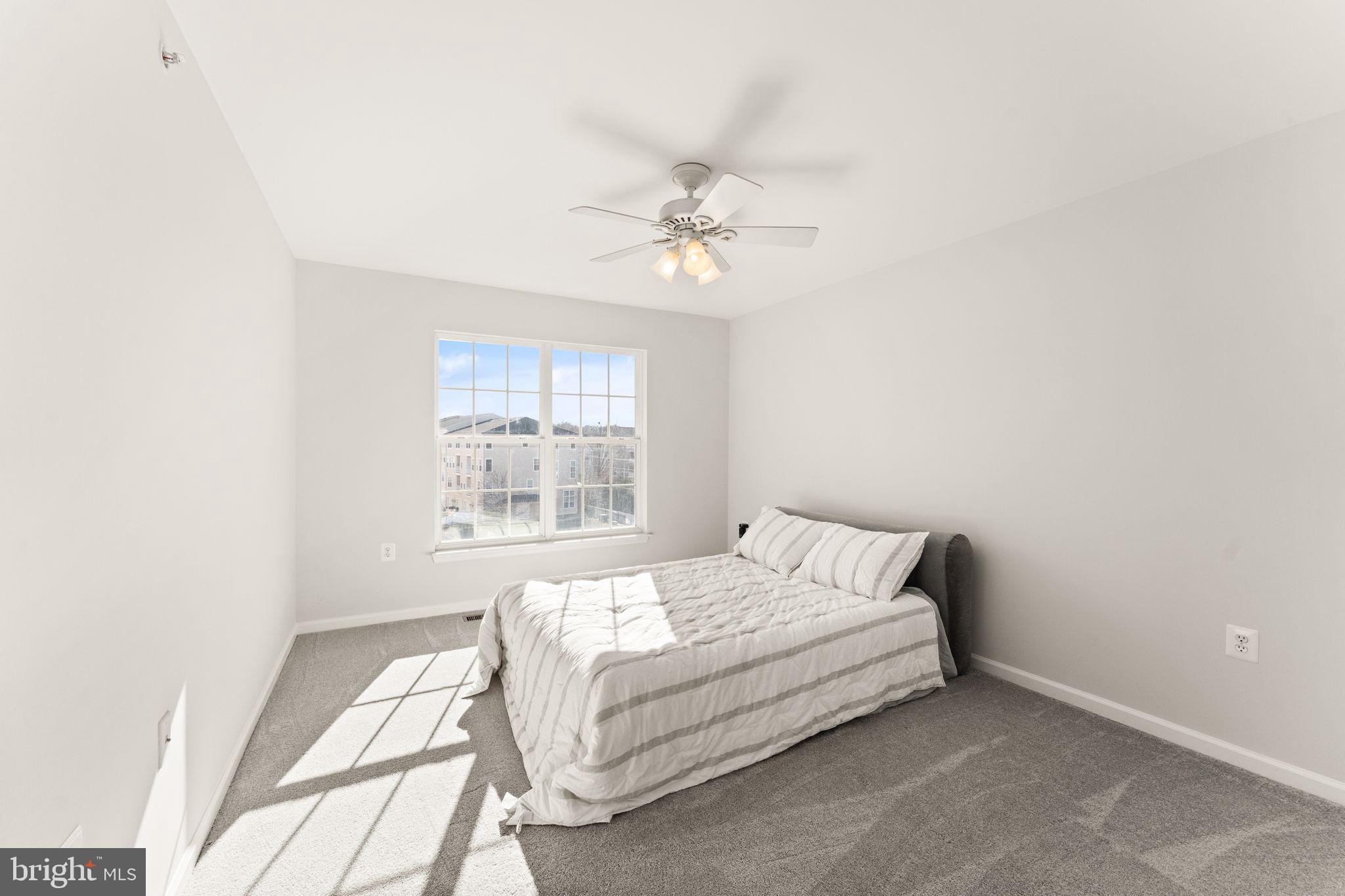 CENTREVILLE CROSSING - Residential