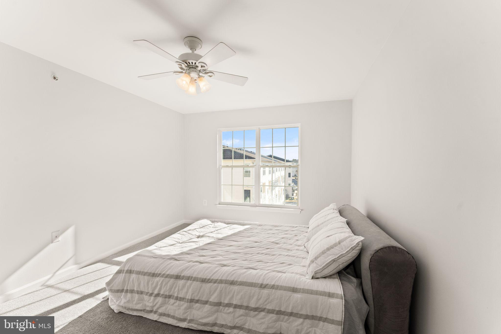 CENTREVILLE CROSSING - Residential