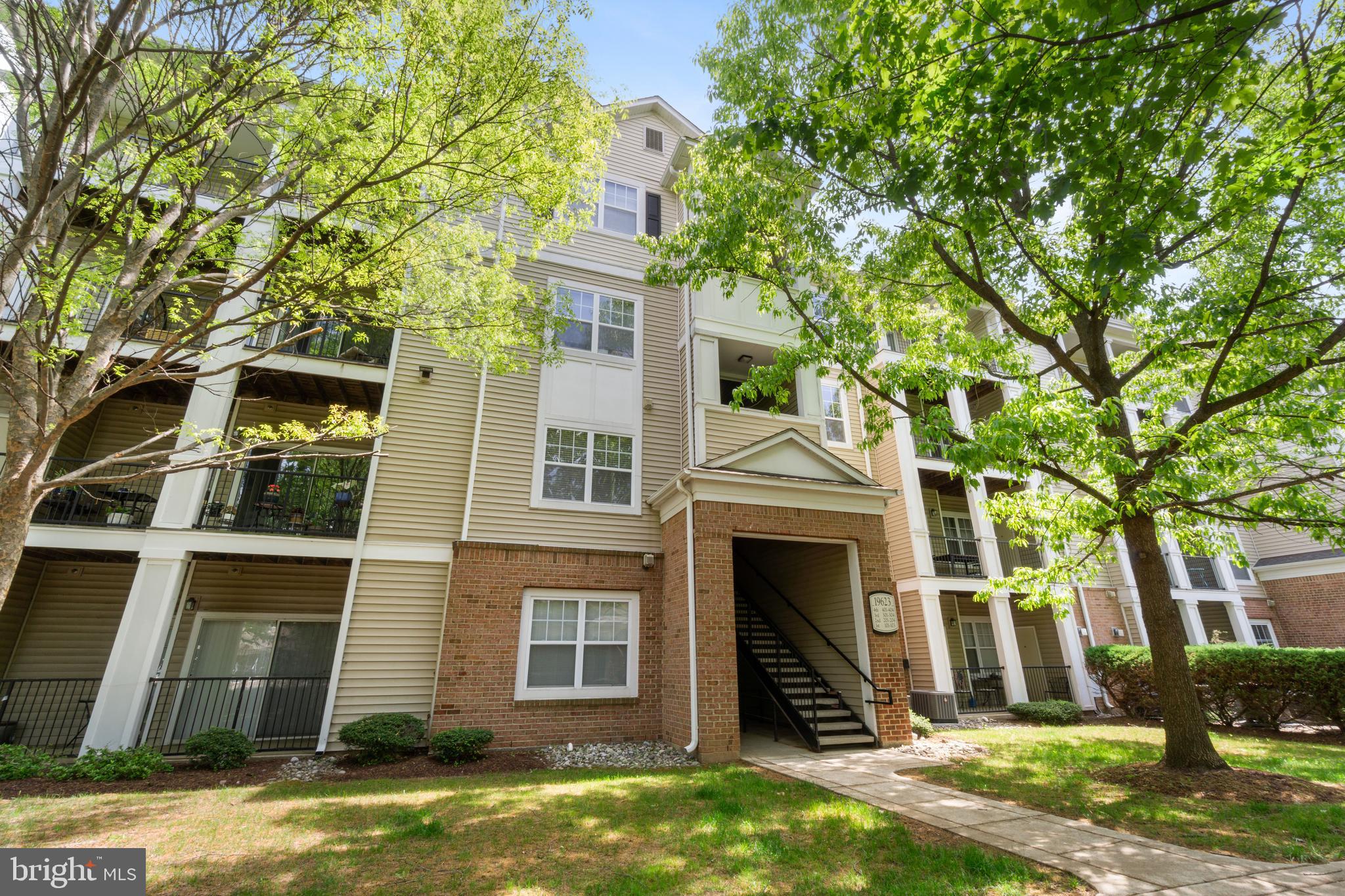 19623 GALWAY BAY CIRCLE 302