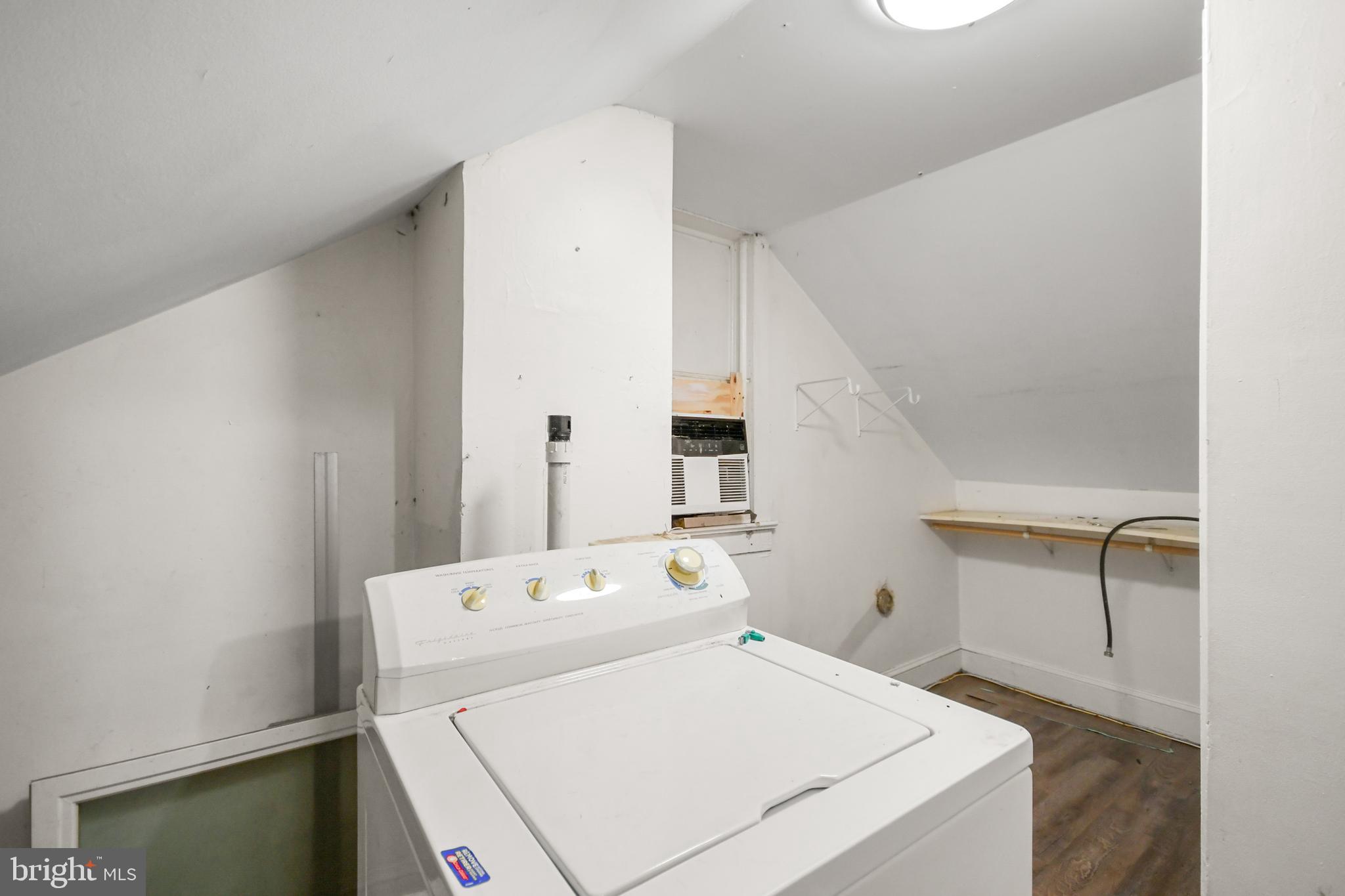 VILLA ESTATES - Residential